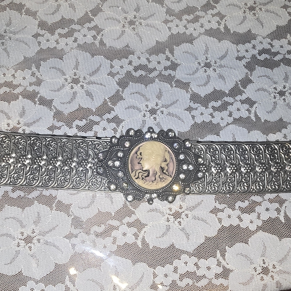 Vintage Silver Cameo Belt